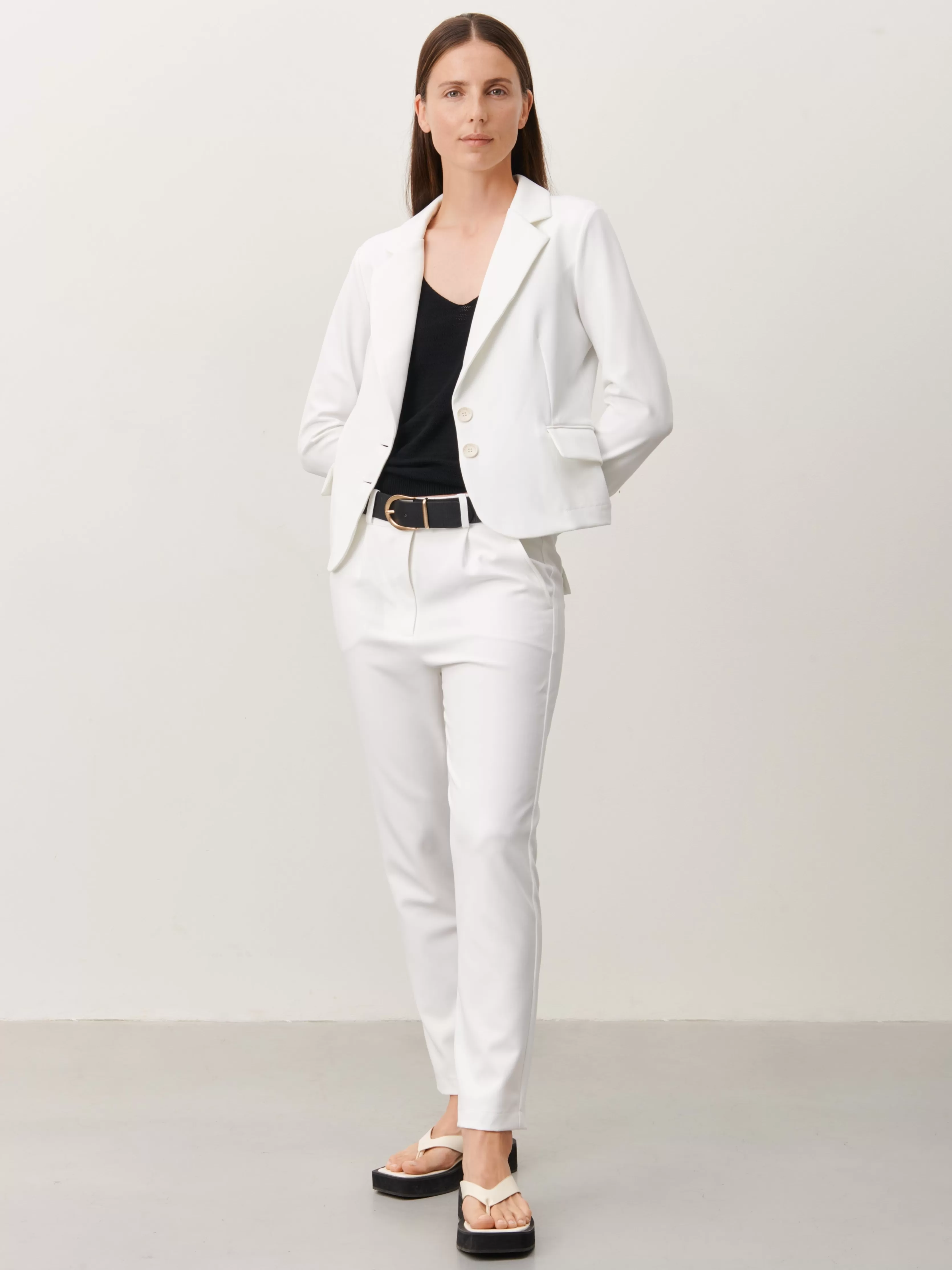 Jane Lushka Atina Blazer | White